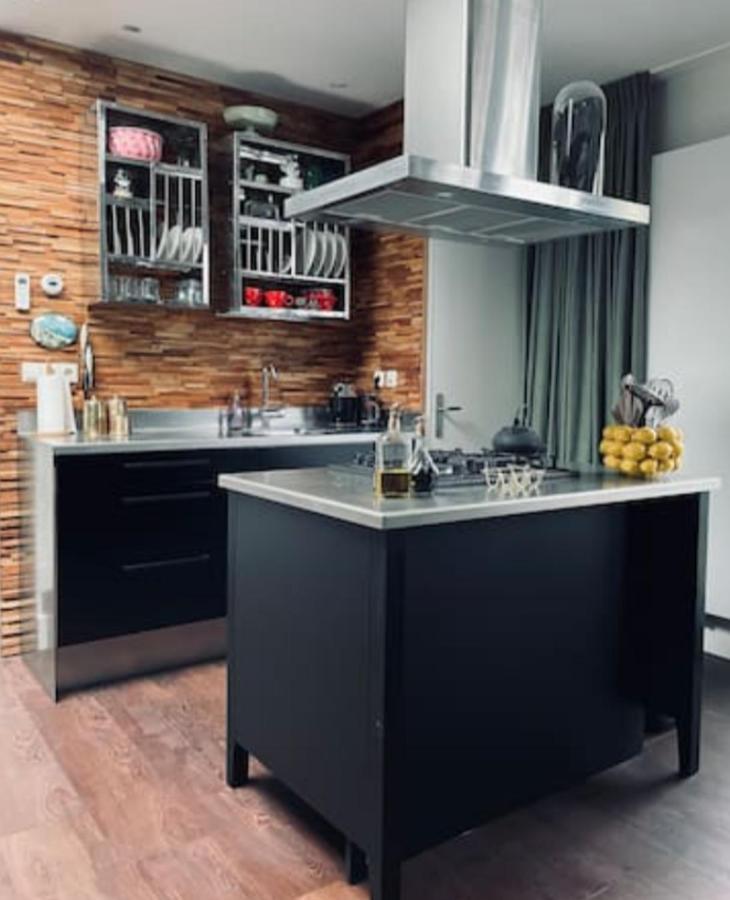 זנדאם Bed And Breakfast Cherry מראה חיצוני תמונה